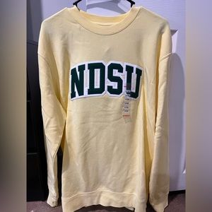 NWT - Women’s Large NDSU Pullover - Light Yellow